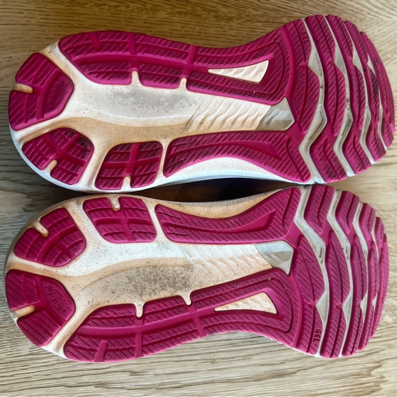 ASICS Women FlyteFoam Sz 6.5 - Picture 4 of 5